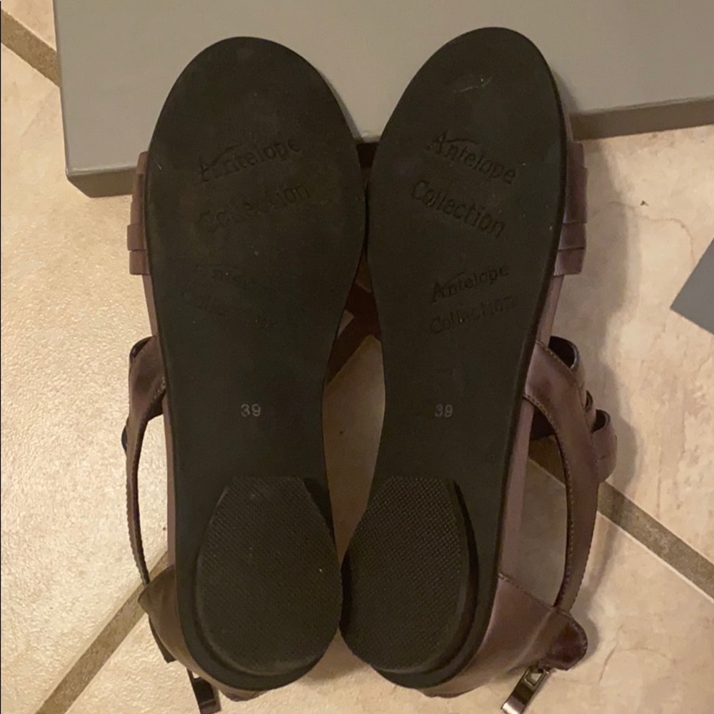 🆕NWT Antelope Metallic Sandals🆕 - Picture 6 of 13